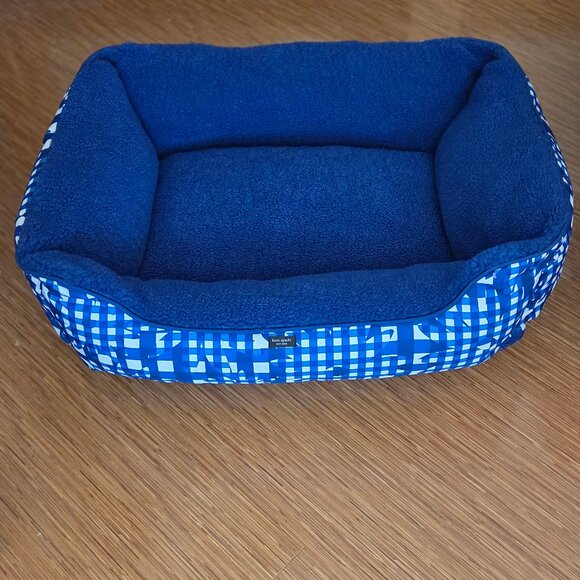 NWT Kate Spade Blue Gingham Dog Bed - Picture 2 of 4
